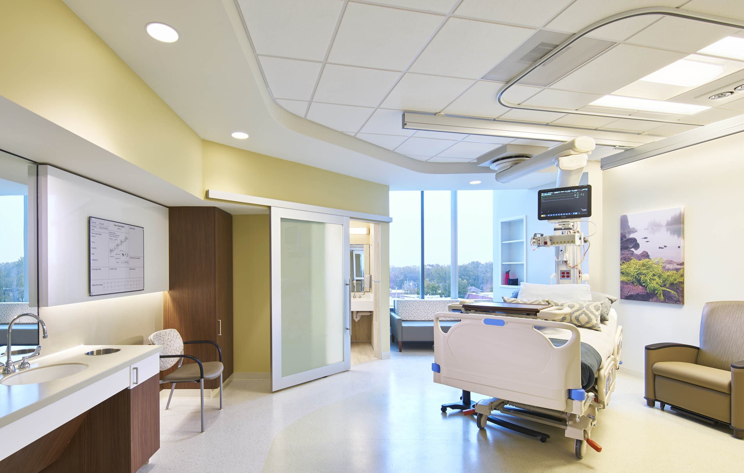 the-university-of-kansas-health-system-cambridge-tower-a-room
