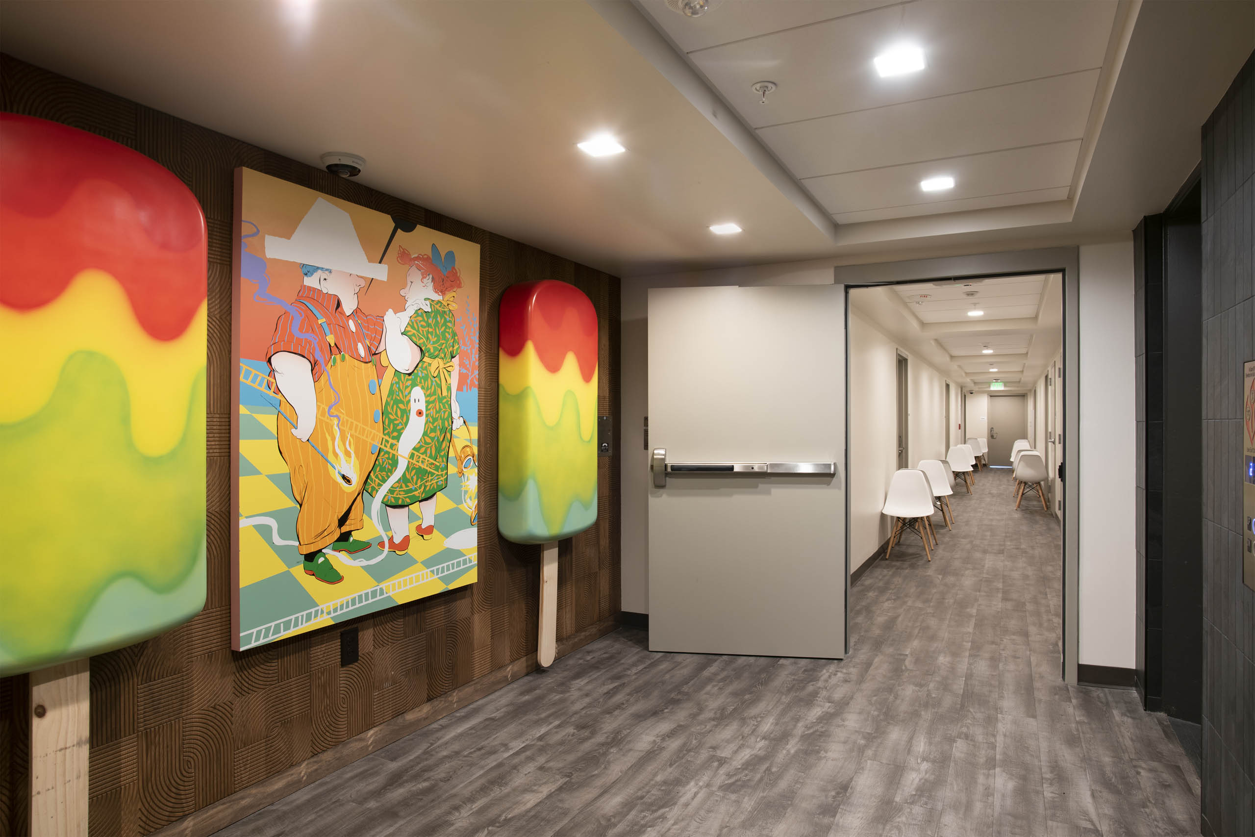 scad-chatham-house-residence-hall-hallway