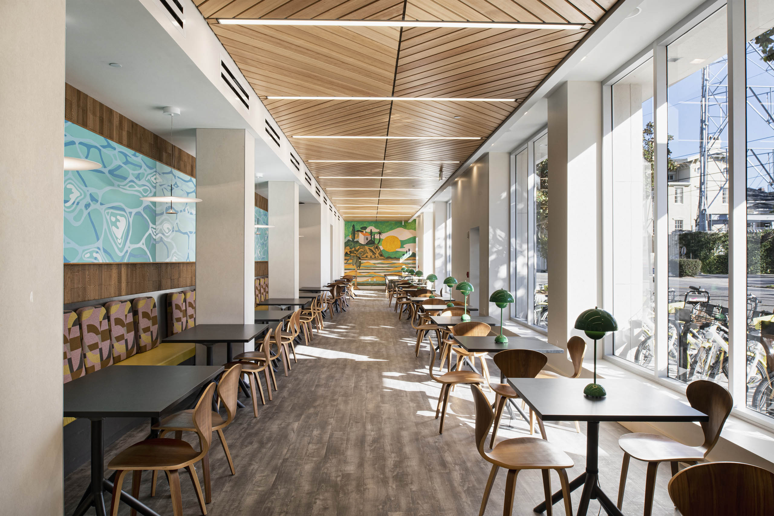 scad-chatham-house-residence-hall-lobby