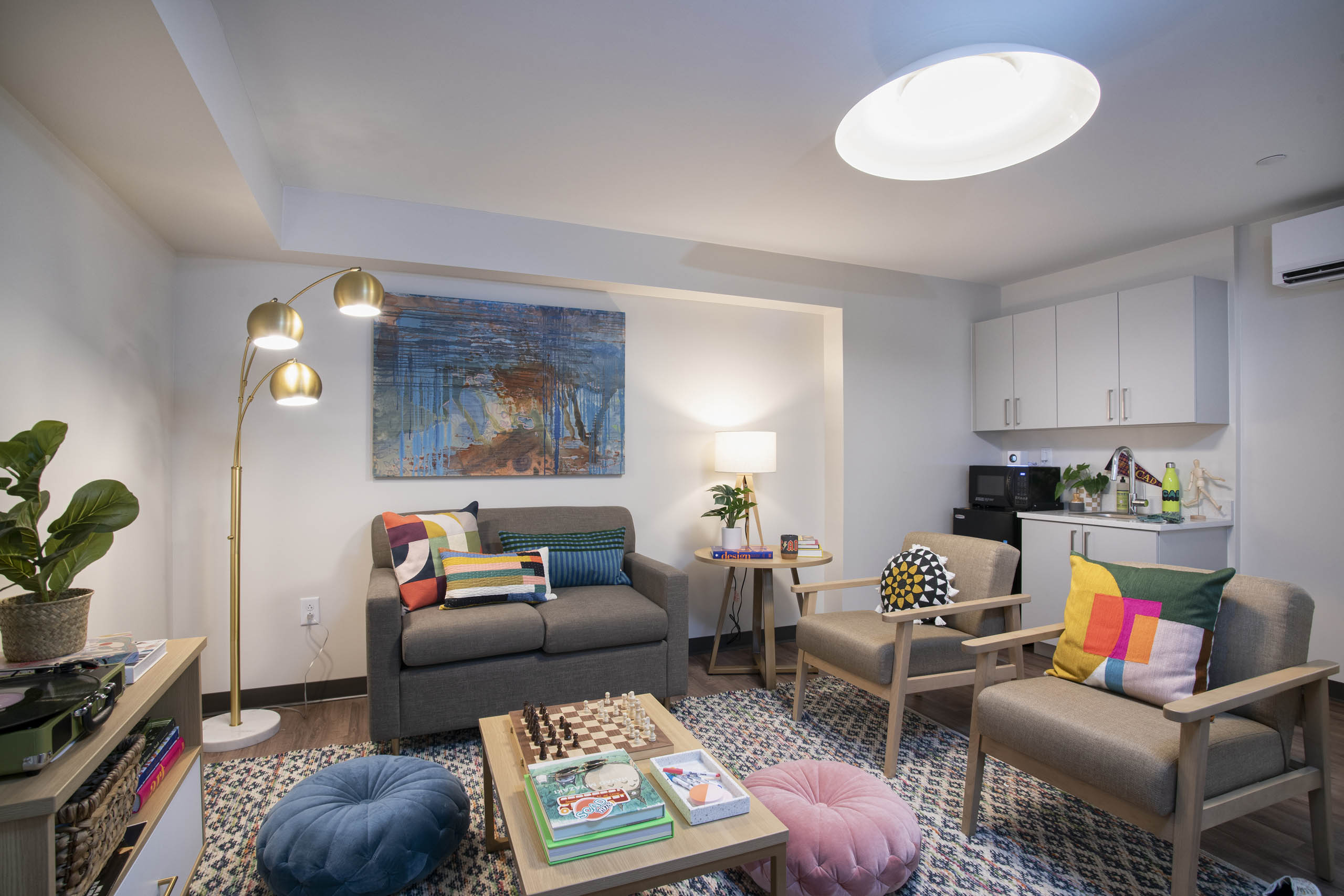 scad-chatham-house-residence-hall-room