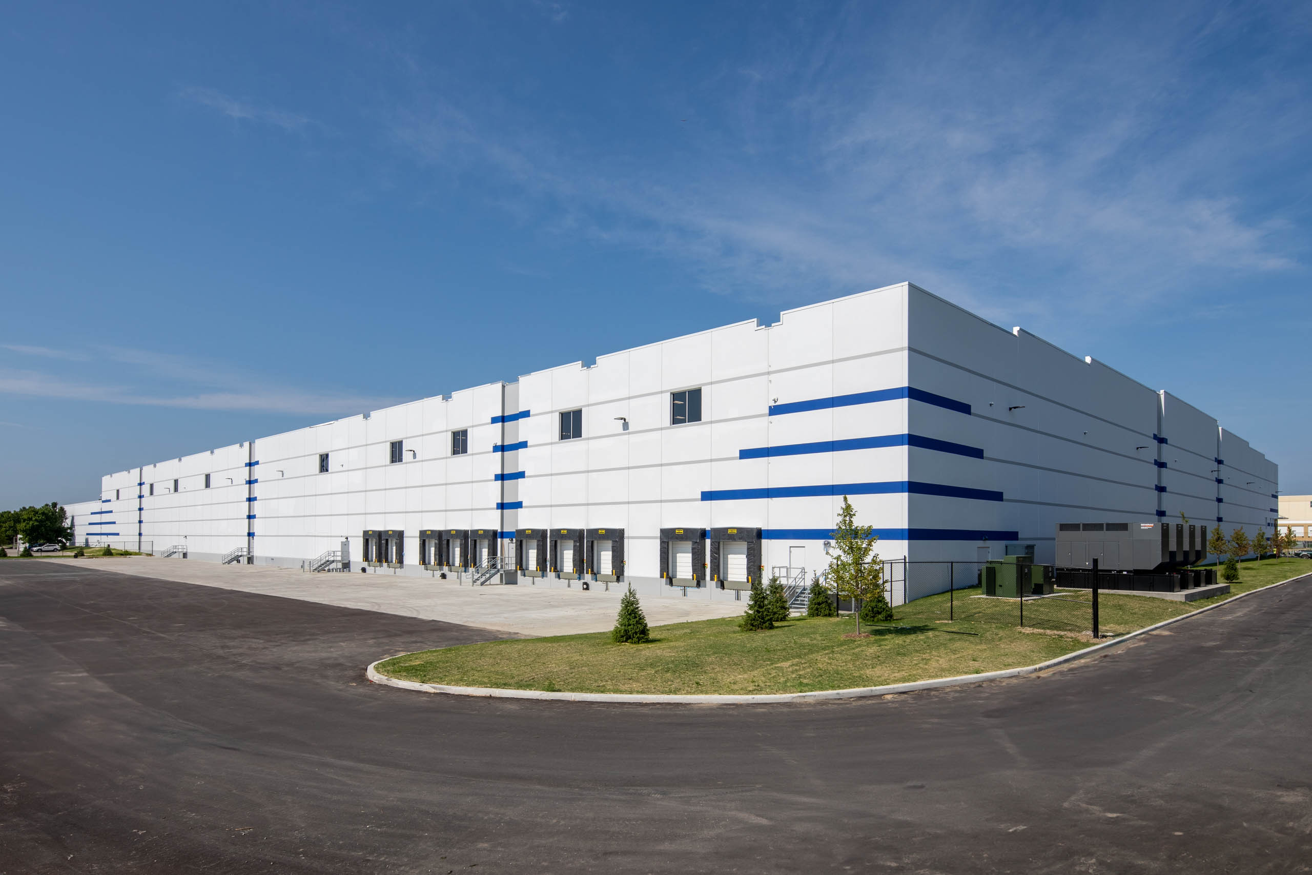 napa-auto-parts-ballkamp-distribution-center-expansion-back