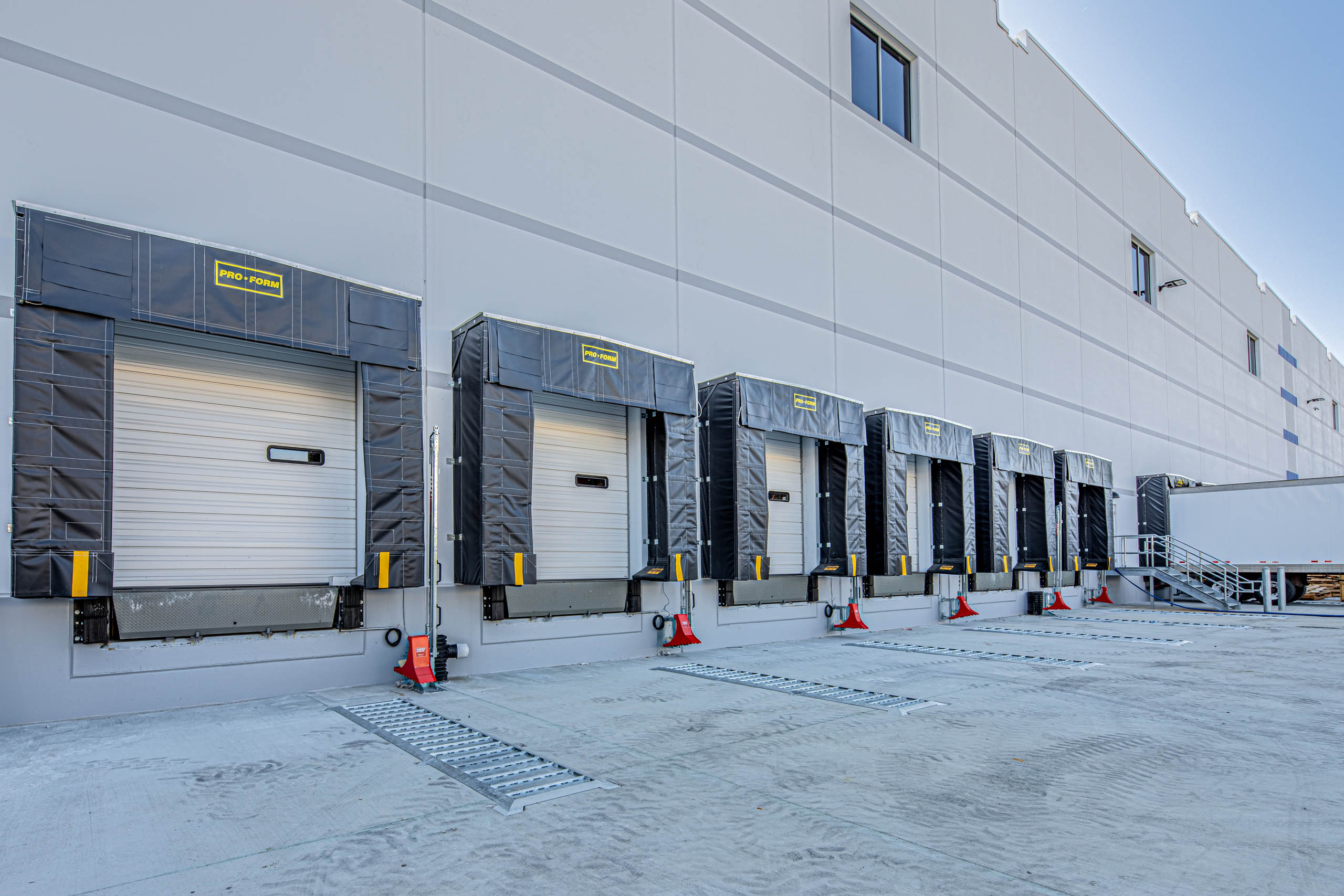 napa-auto-parts-ballkamp-distribution-center-expansion-dock
