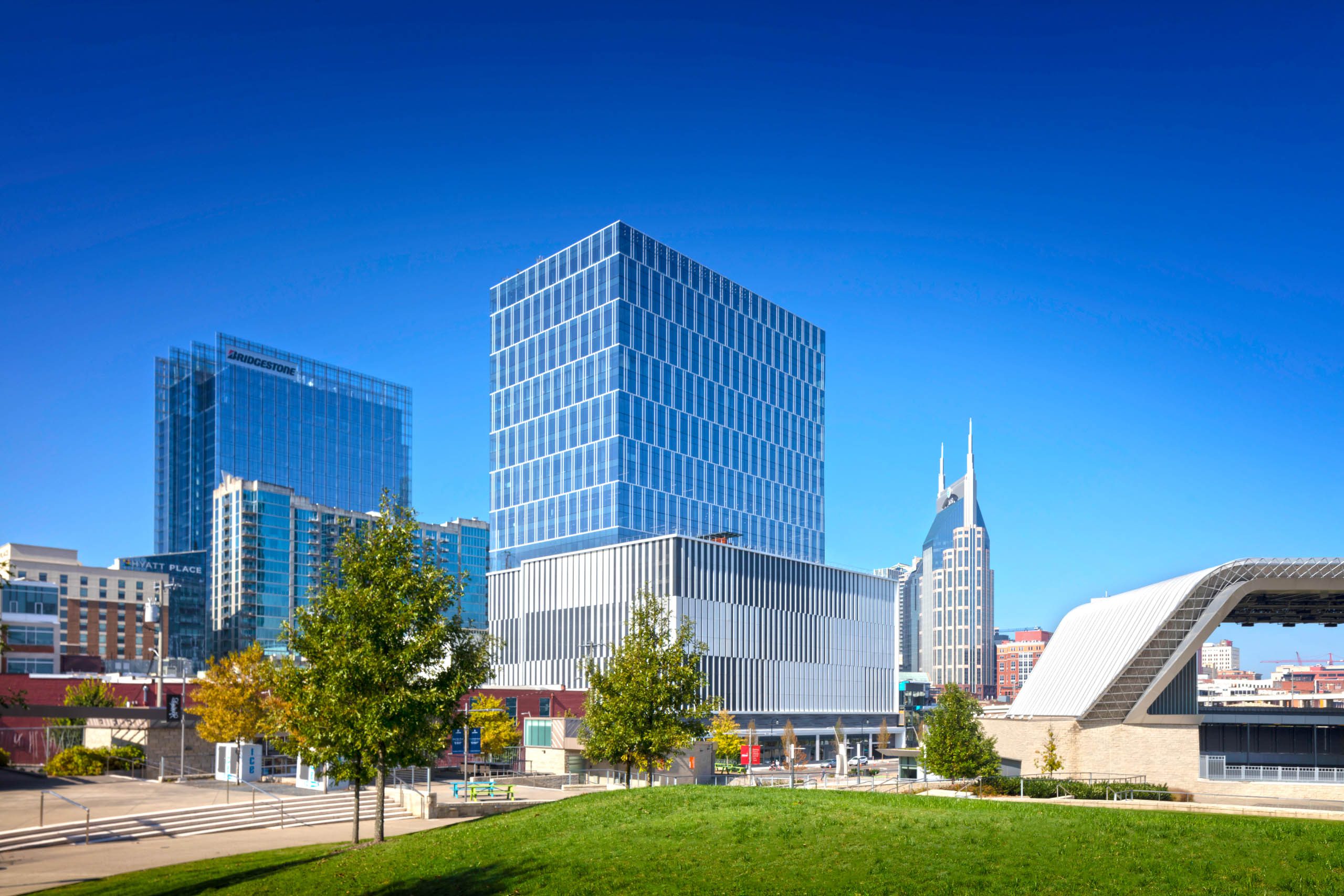222-2nd-avenue-south-shell-office-mixed-use-tower-exterior1