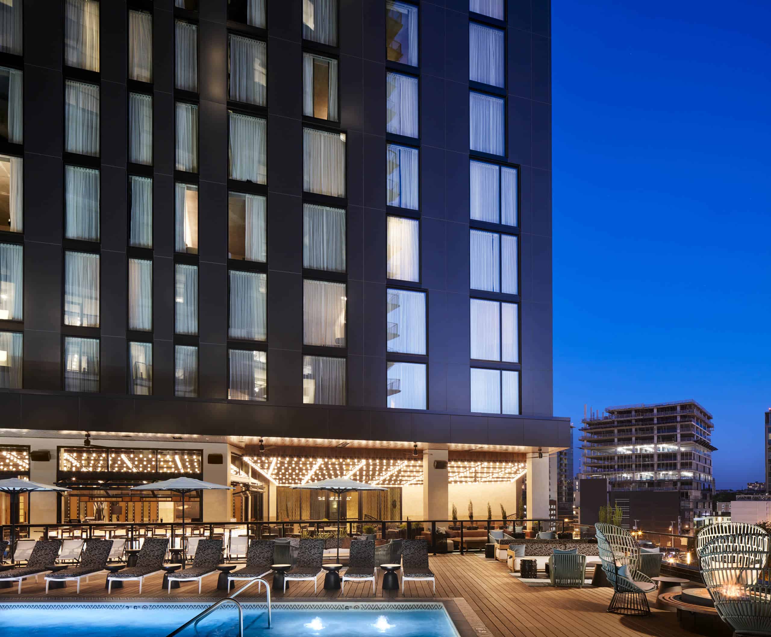 fraye-hotel-fallyn-apartments-pool-deck