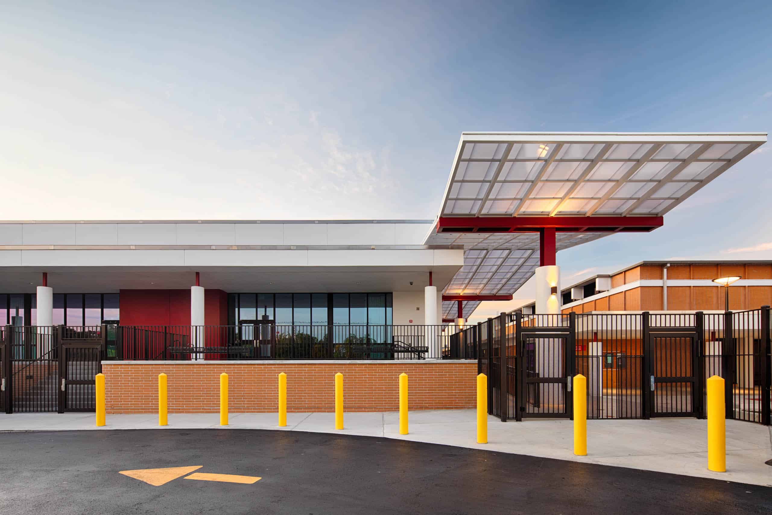 tarpon-springs-high-school-exterior3