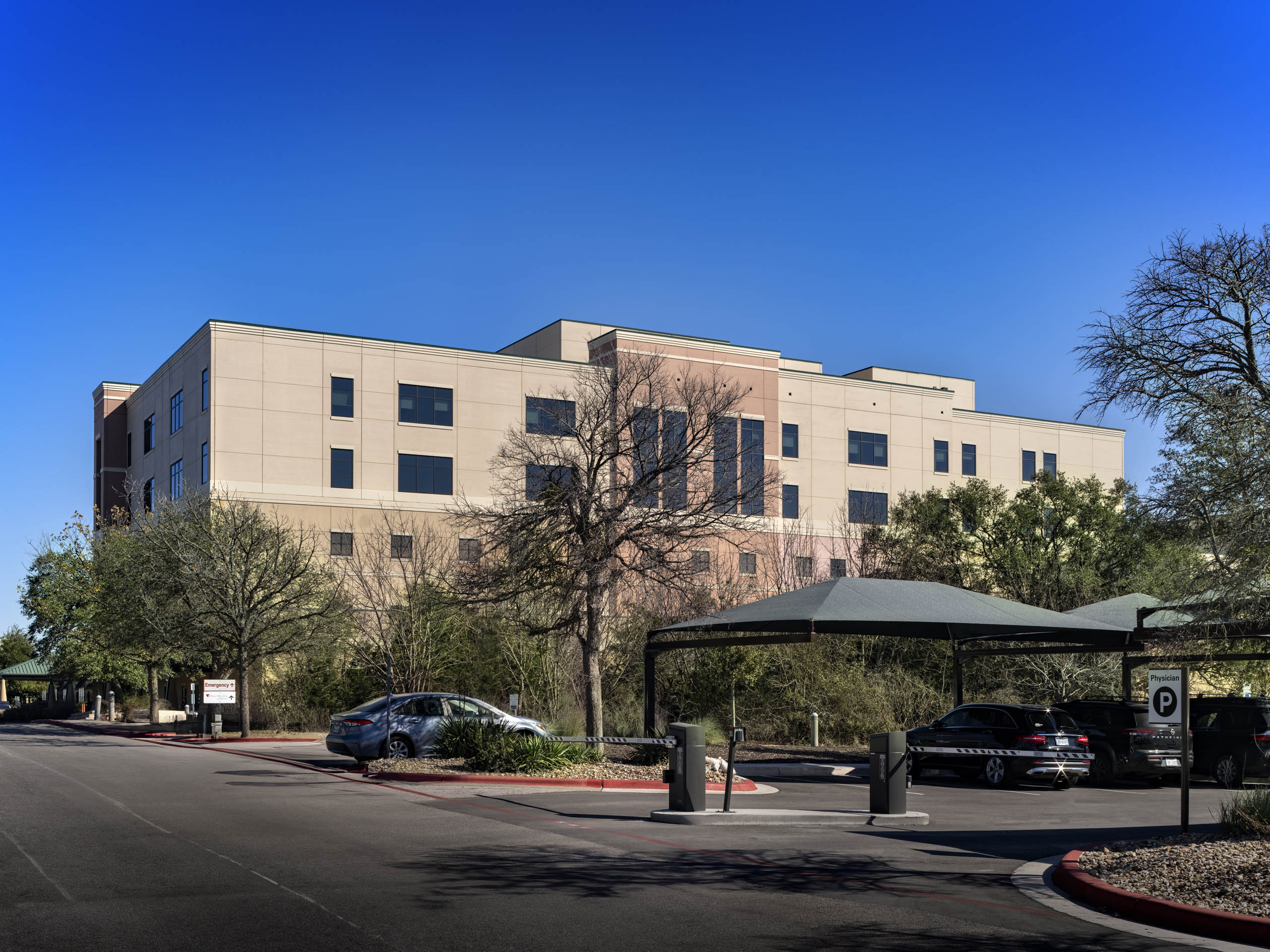 hca-saint-davids-round-rock-medical-center-exterior-front
