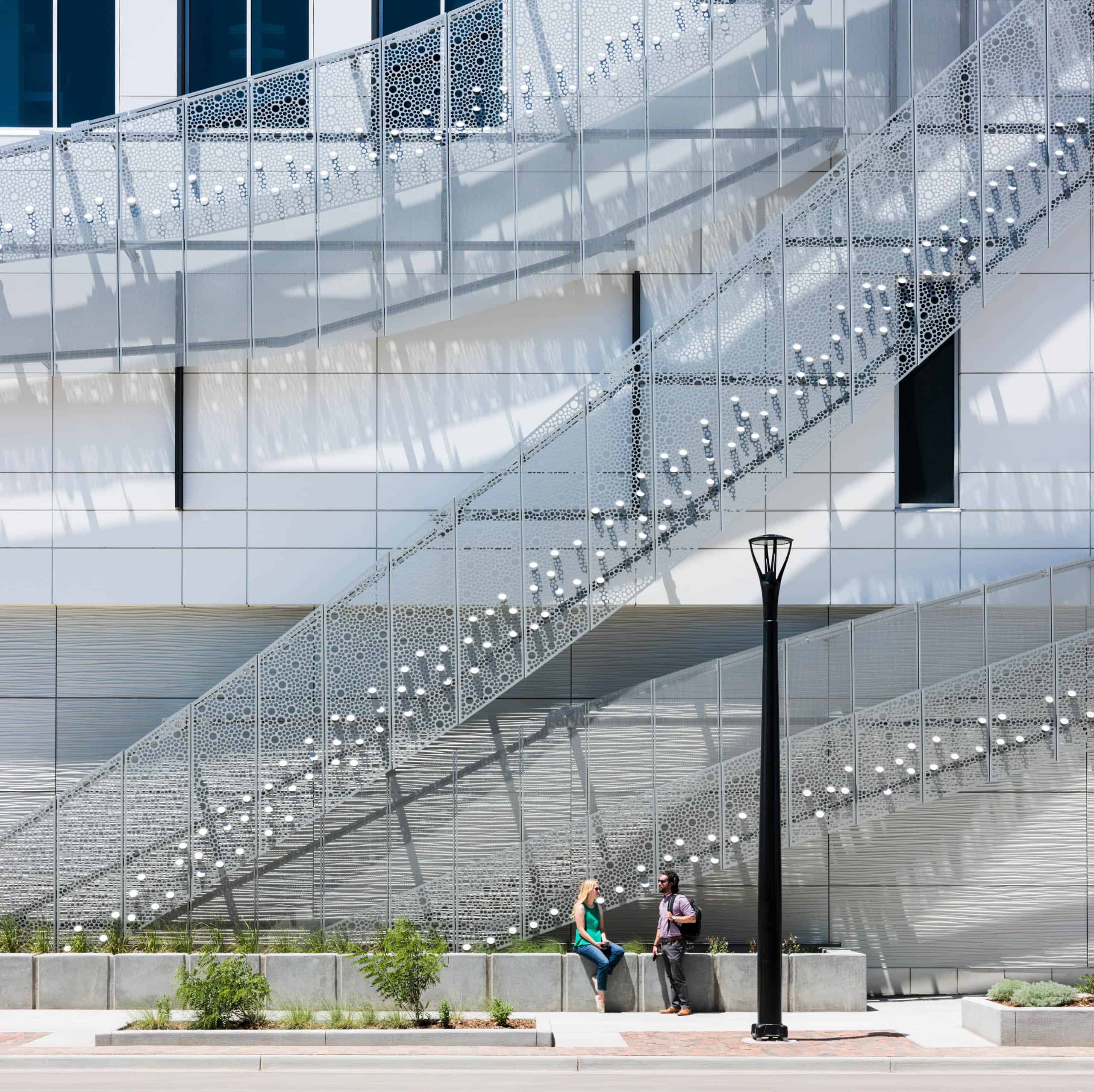 csu-spur-hydro-exterior-detail