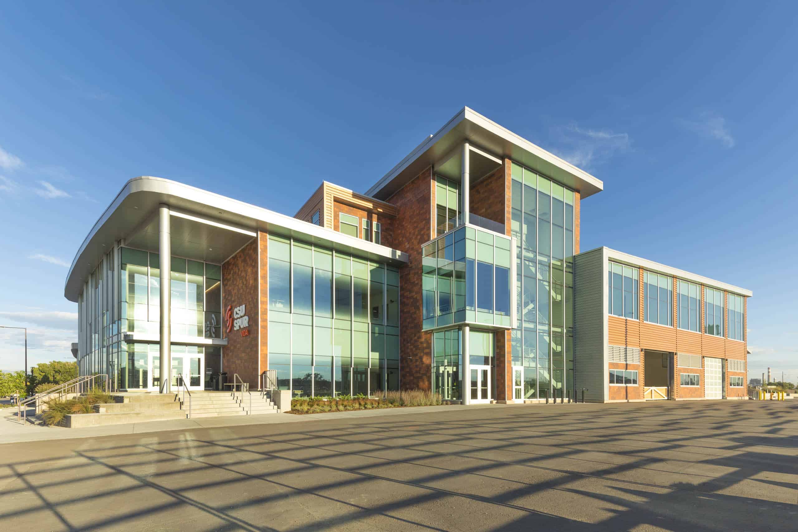 csu-spur-vida-exterior