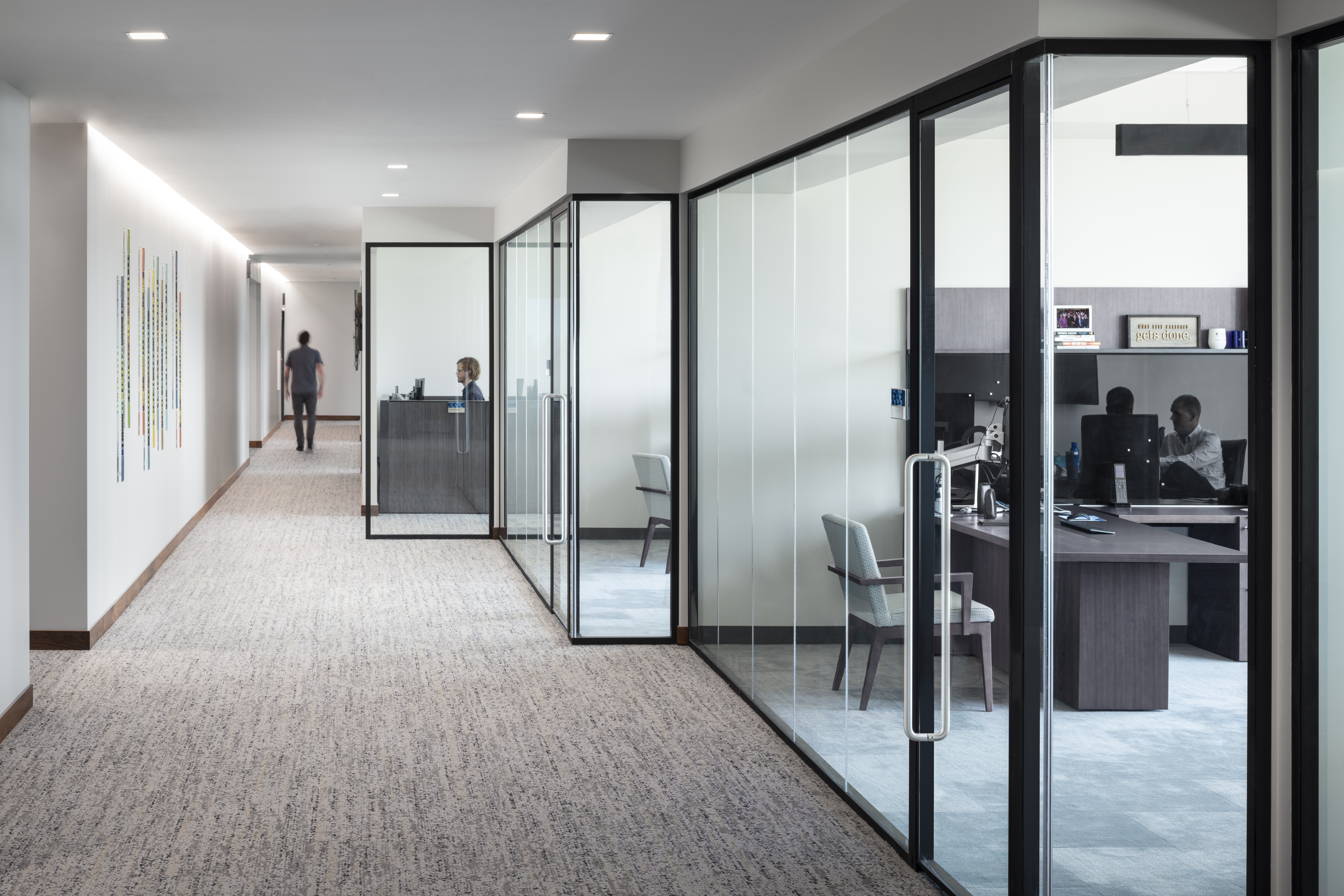 carson-goldenrod-headquarters-campus-interior-hallway-offices