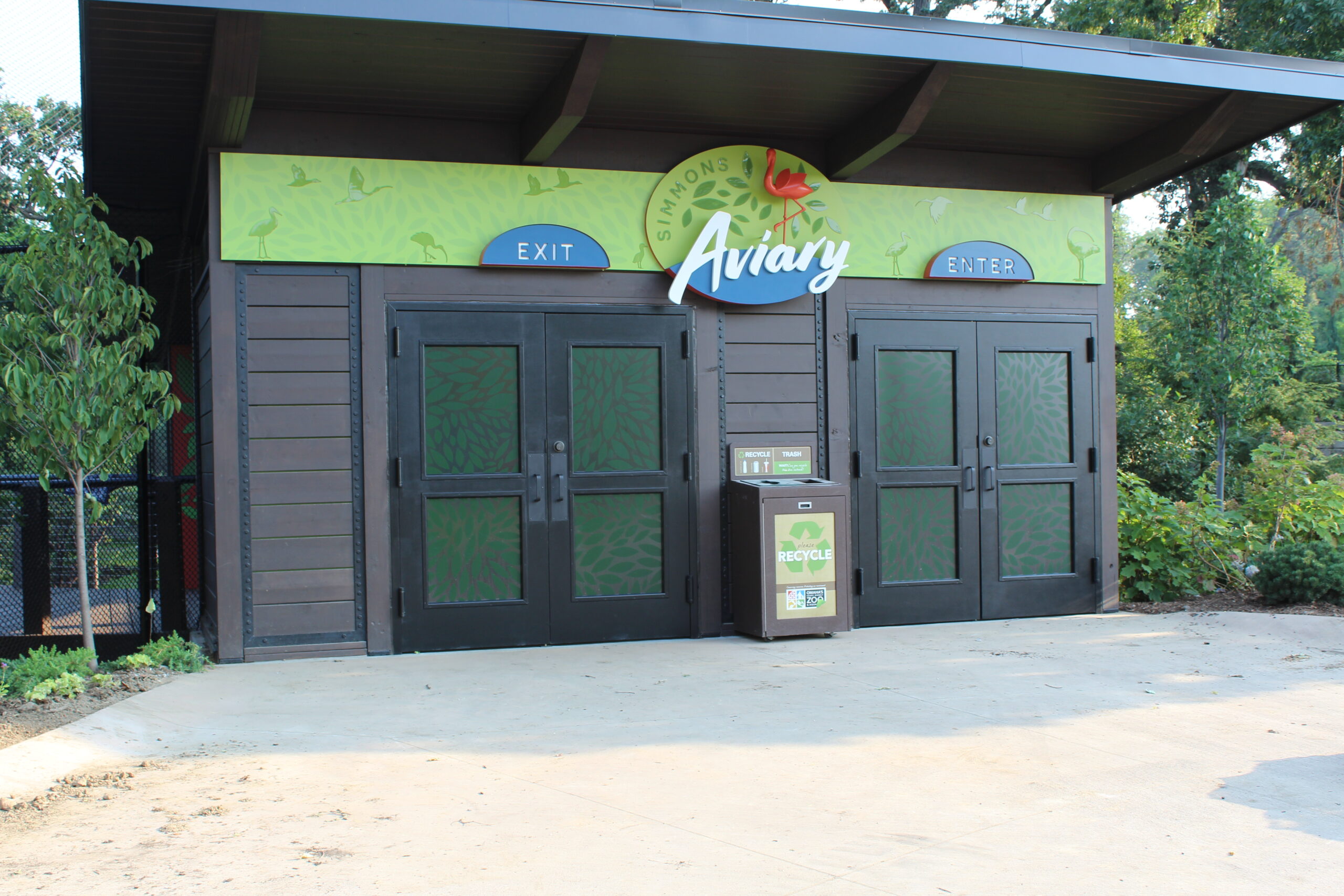 henry-doorly-zoo-omaha-aviary-exterior