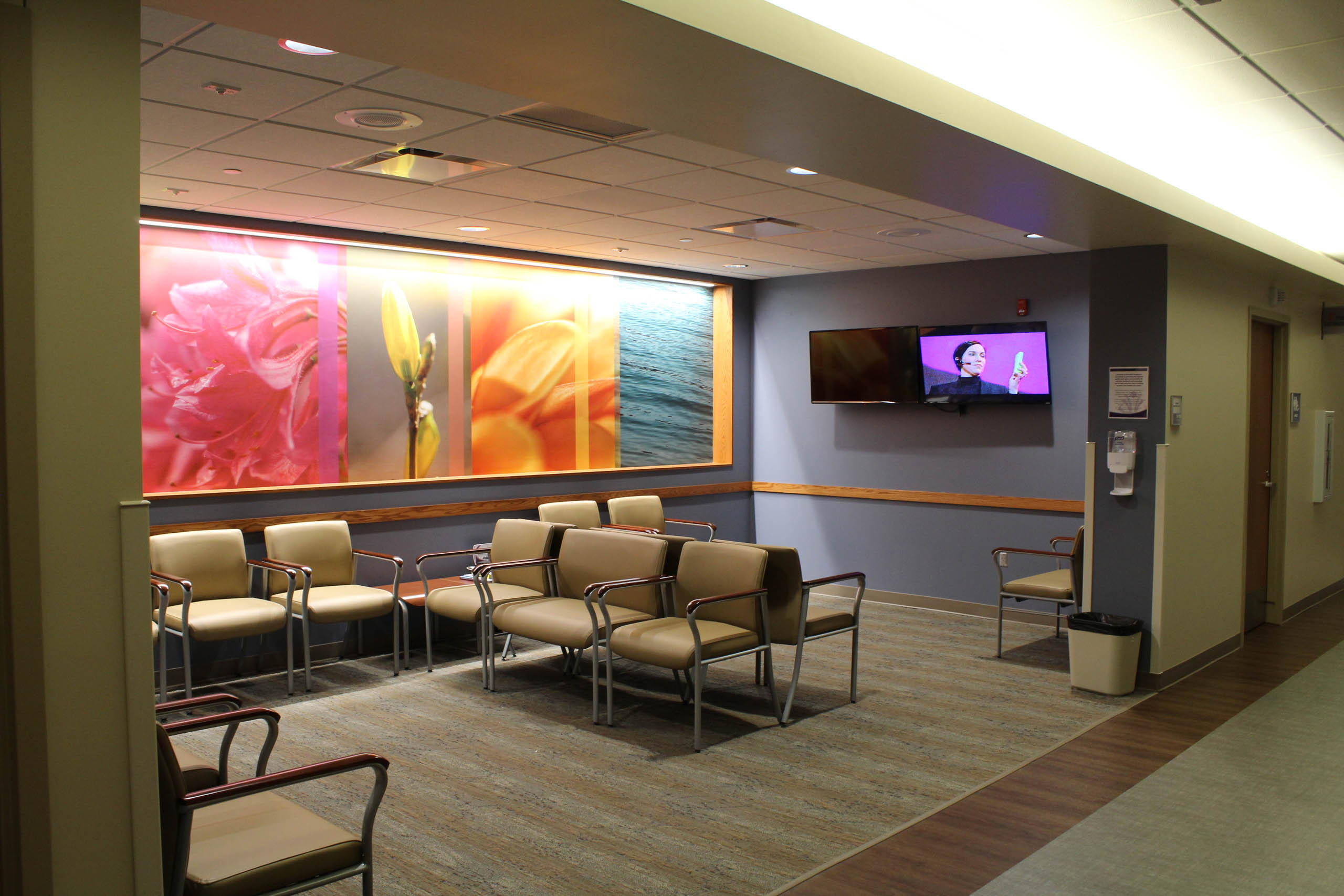 columbus-community-hospital-waiting-area