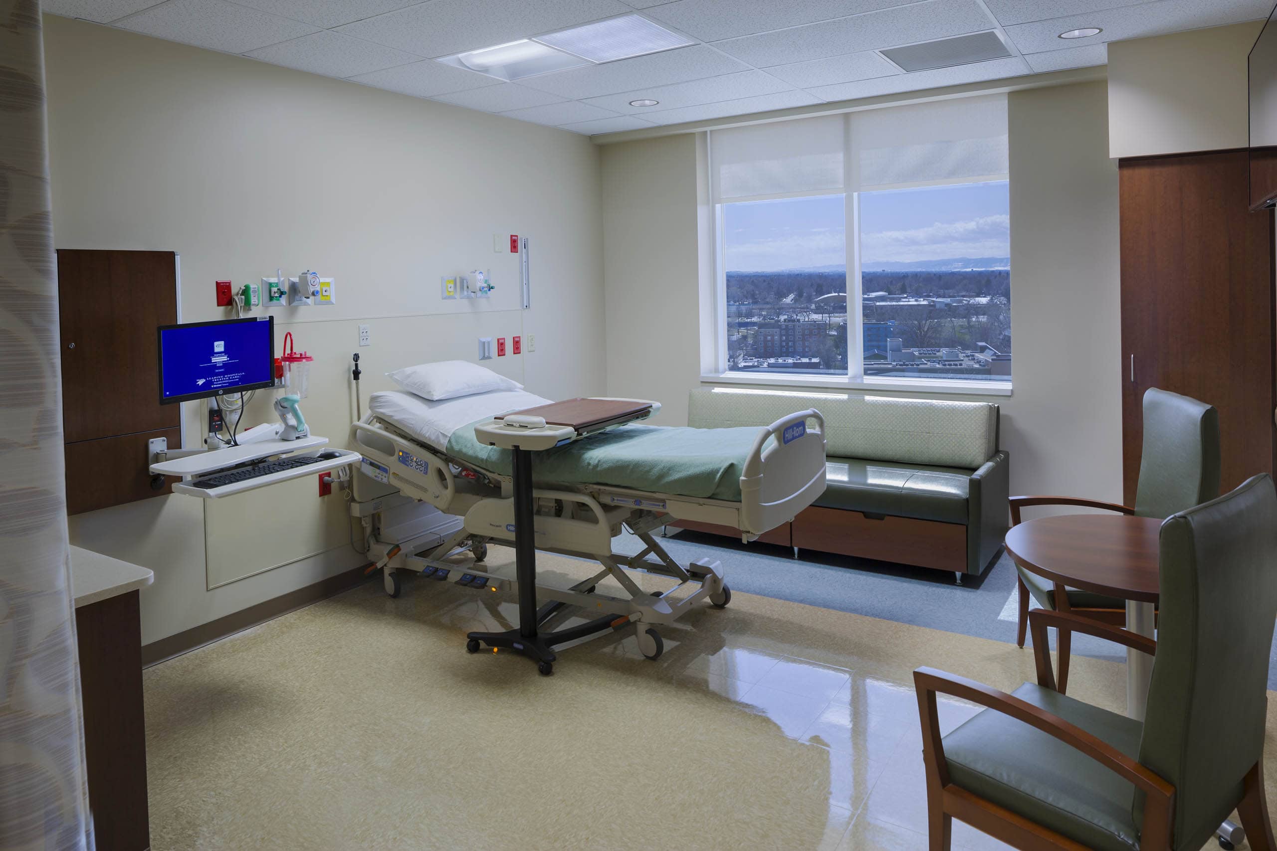 hca-swedish-medical-center-neuro-patient-room