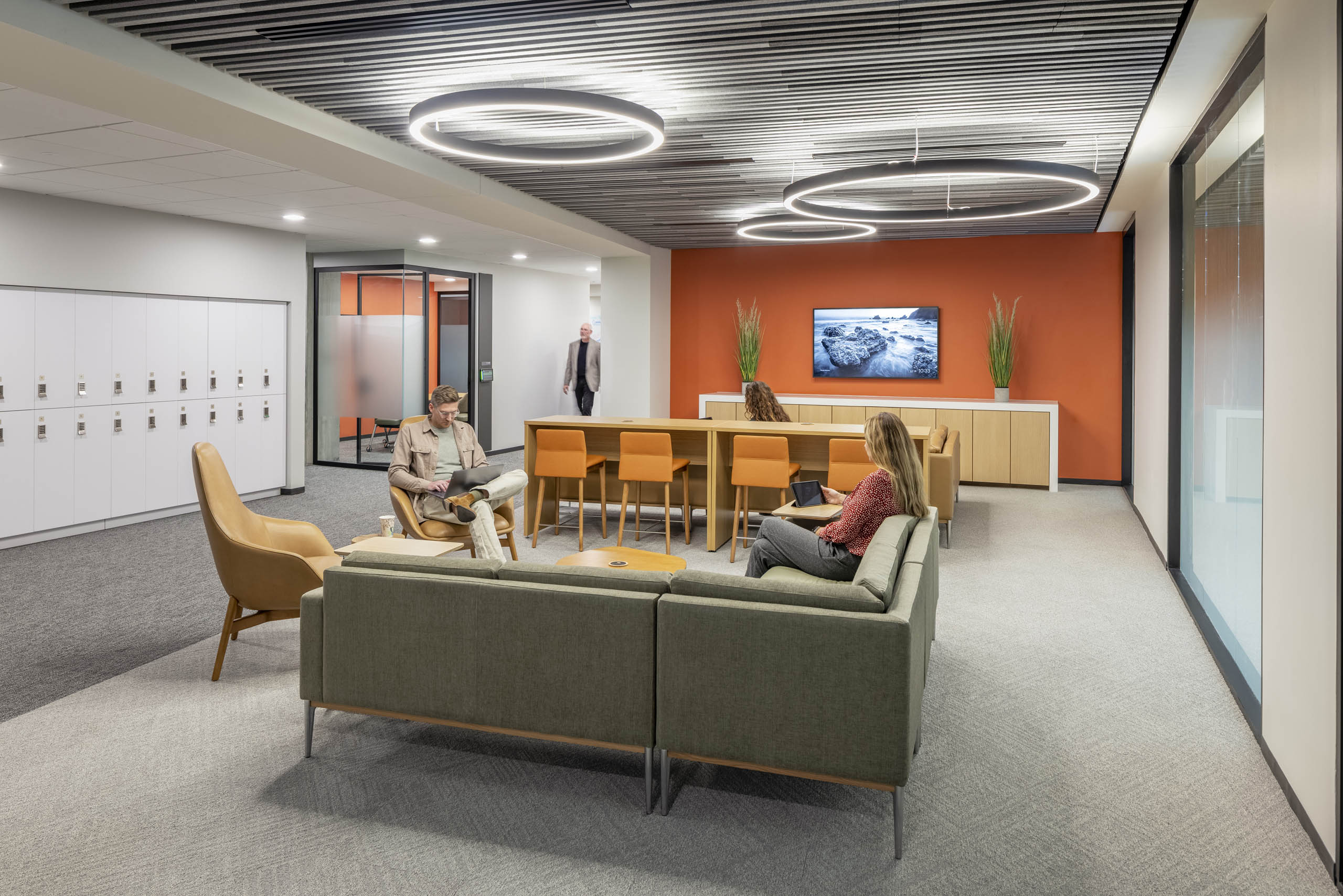 university-of-colorado-anschutz-medical-campus-4th-floor-hub-3