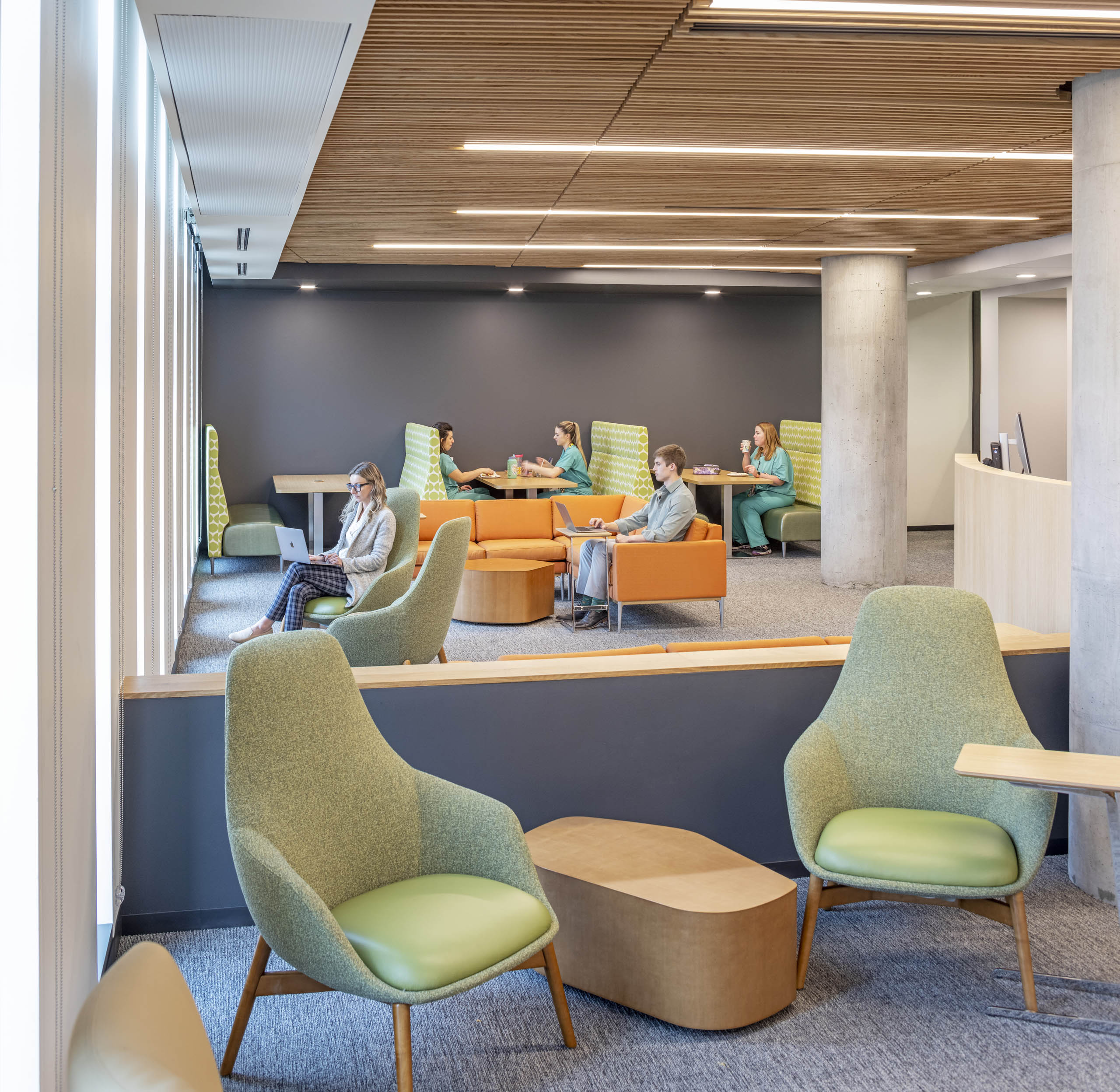 university-of-colorado-anschutz-medical-campus-4th-floor-hub-5