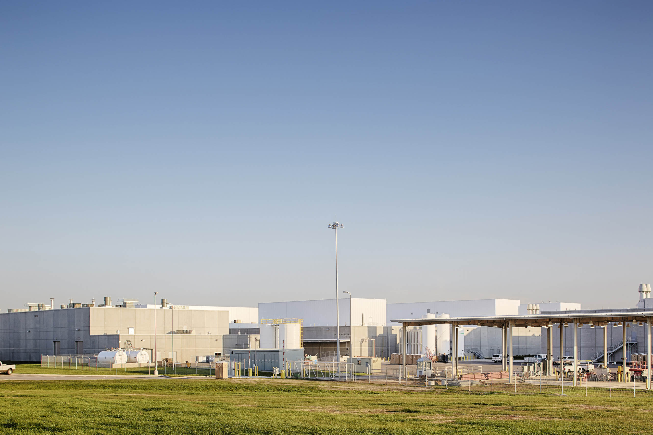 us-department-of-energy-nnsa-national-security-campus-exterior-back