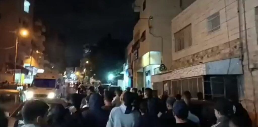 אבו דיס