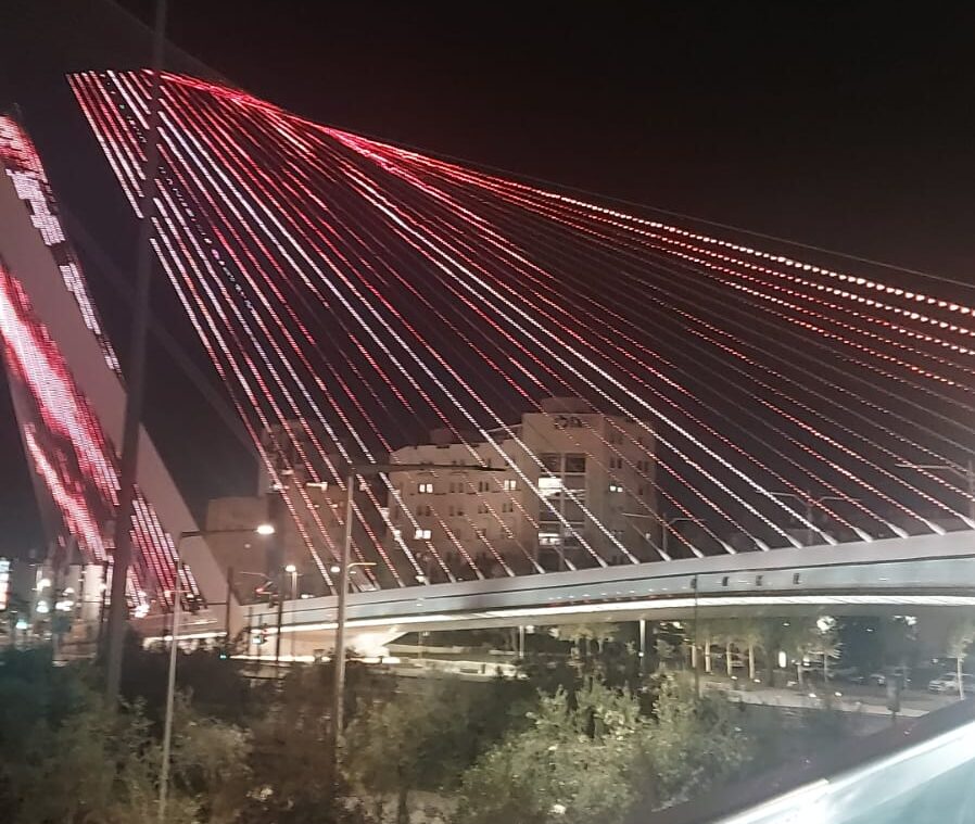 גשר המיתרים ירושלים