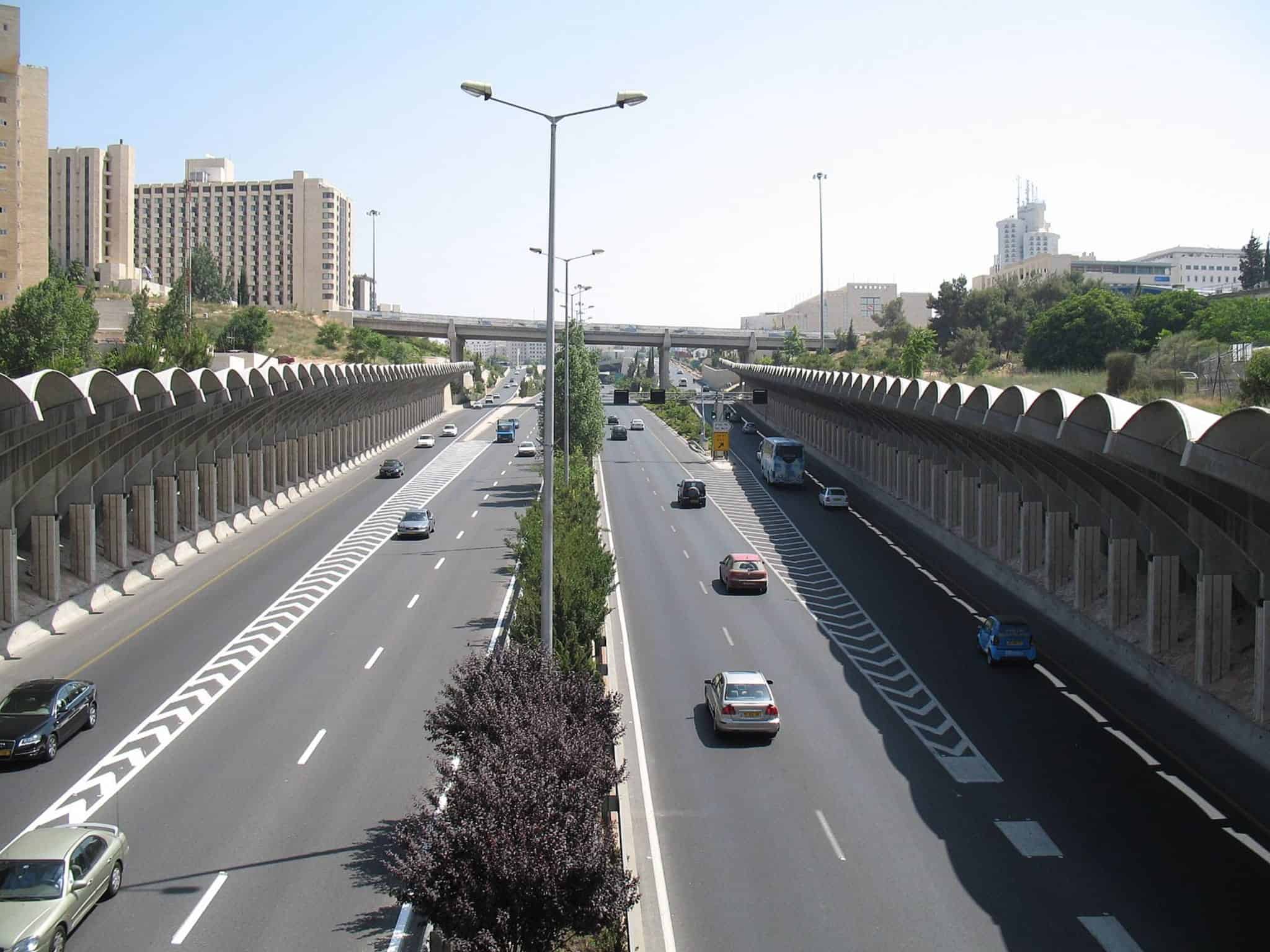 כביש בגין