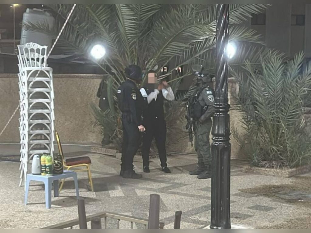 כוחות מג"ב עוצרים חשוד באולם חתונות בכפר עיזרייה סמוך למעלה אדומים
