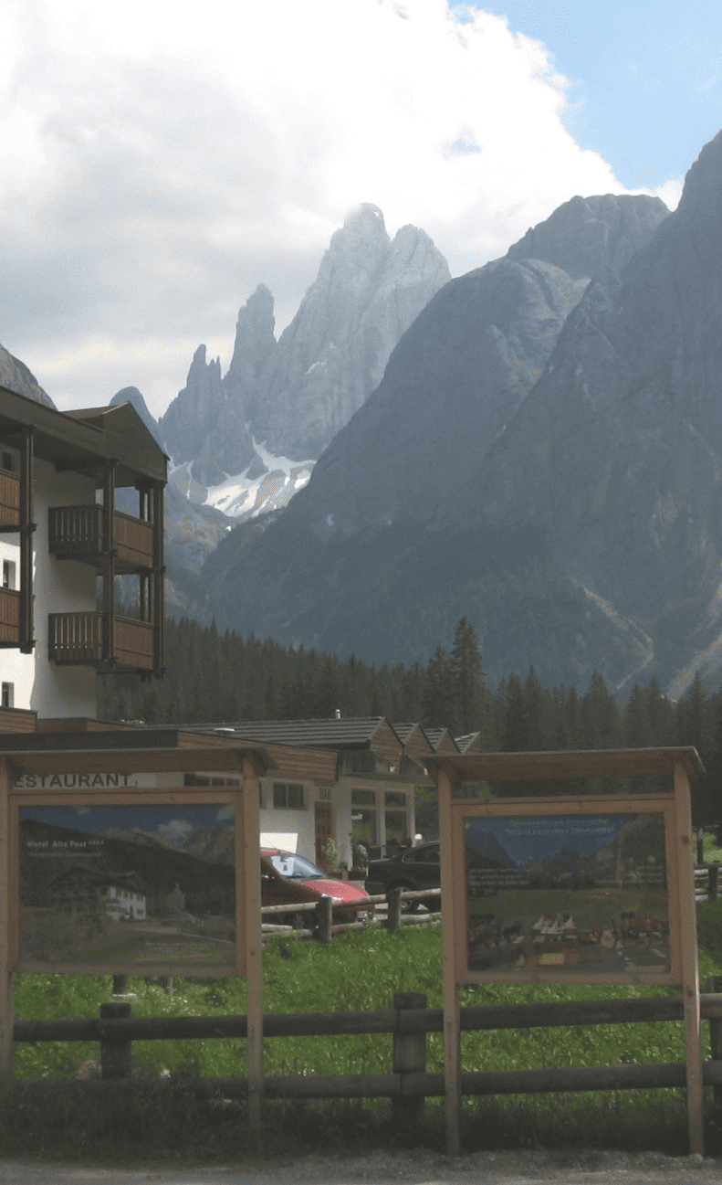 EÖTVÖS LORÁND, A FOTOGRÁFUS NYOMÁBAN A DOLOMITOKBAN