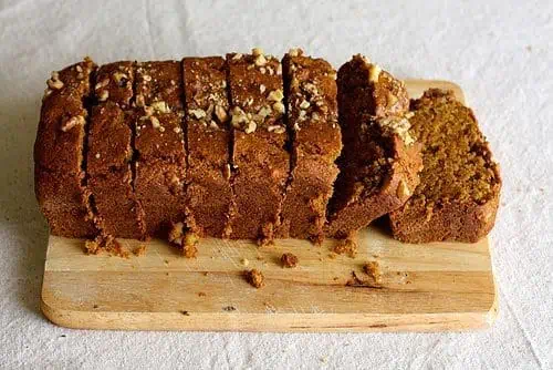 vegan-pumpkin-walnut-bread