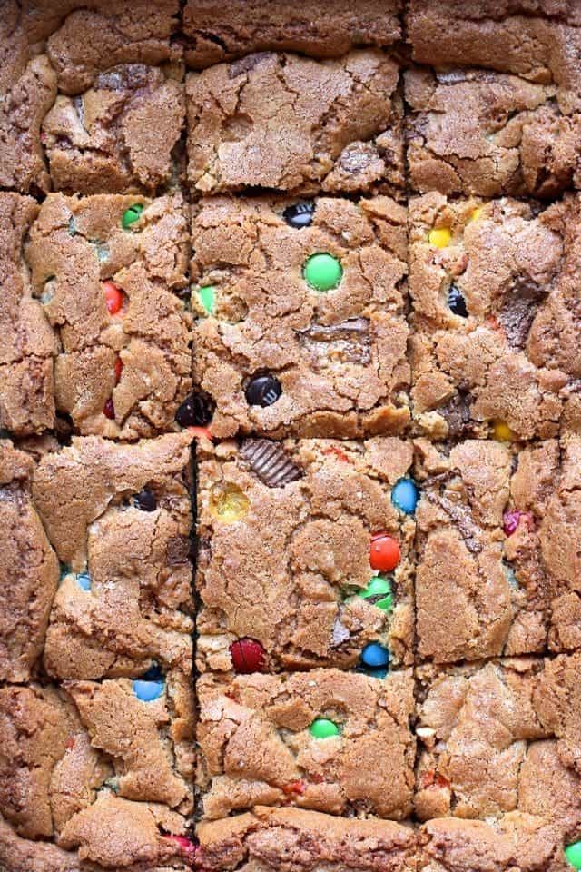 Candy Bar Cookie Bars (7)