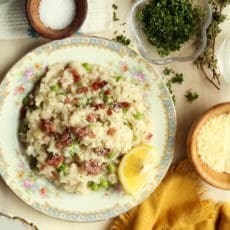 Bowl of easy risotto recipe in a small bowl.