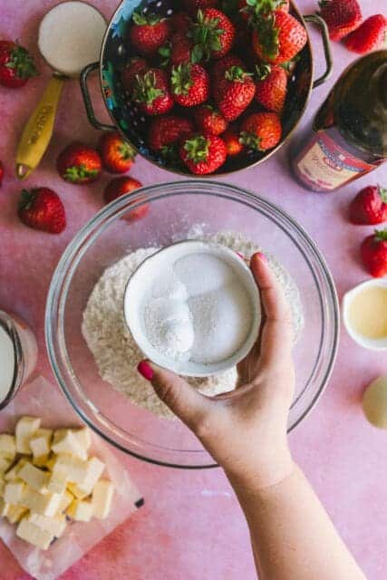adding sugar to strawberry shortcake recipe