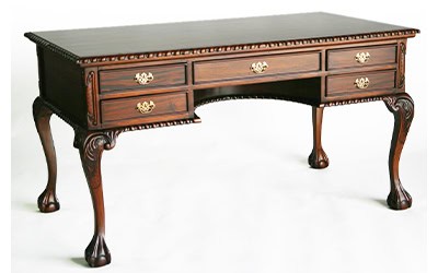 Meja Tulis Kantor Klasik Chippendale