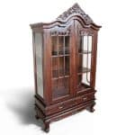 Lemari Pajangan Klasik Victorian