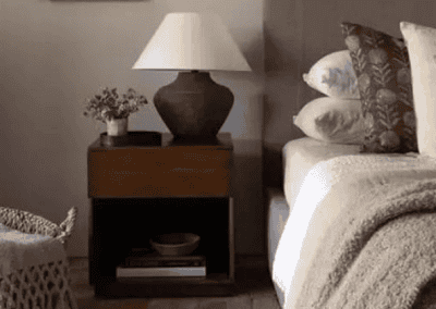 7 Ide Menata Meja Nakas, Meningkatkan Desain Kamar Tidur