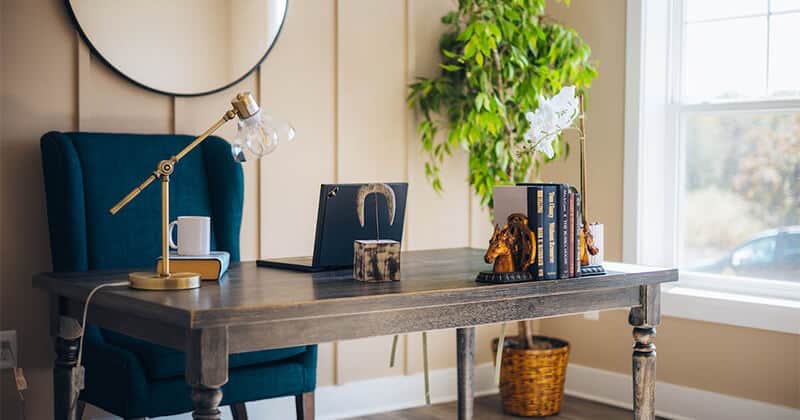 Furniture untuk kantor