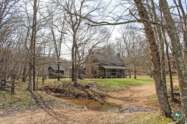 double pen house at Homeplace 1850s Working Farm at Land Between the Lakes