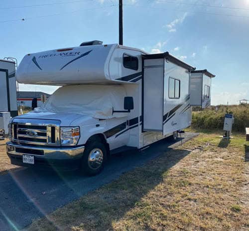 Coachmen Freelander 26DS 2021