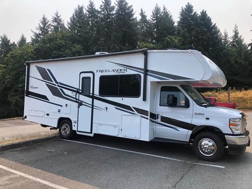 Coachmen Freelander 26DS 2021