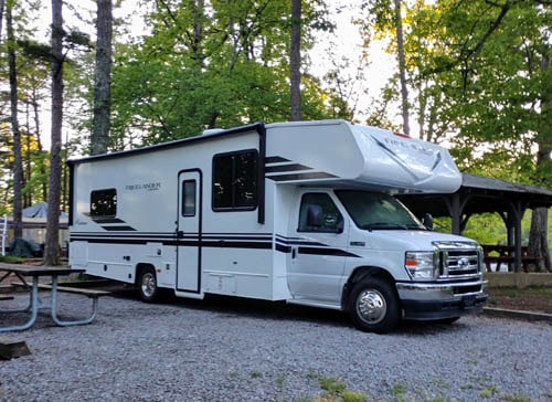 Coachmen Freelander 27QB 2021