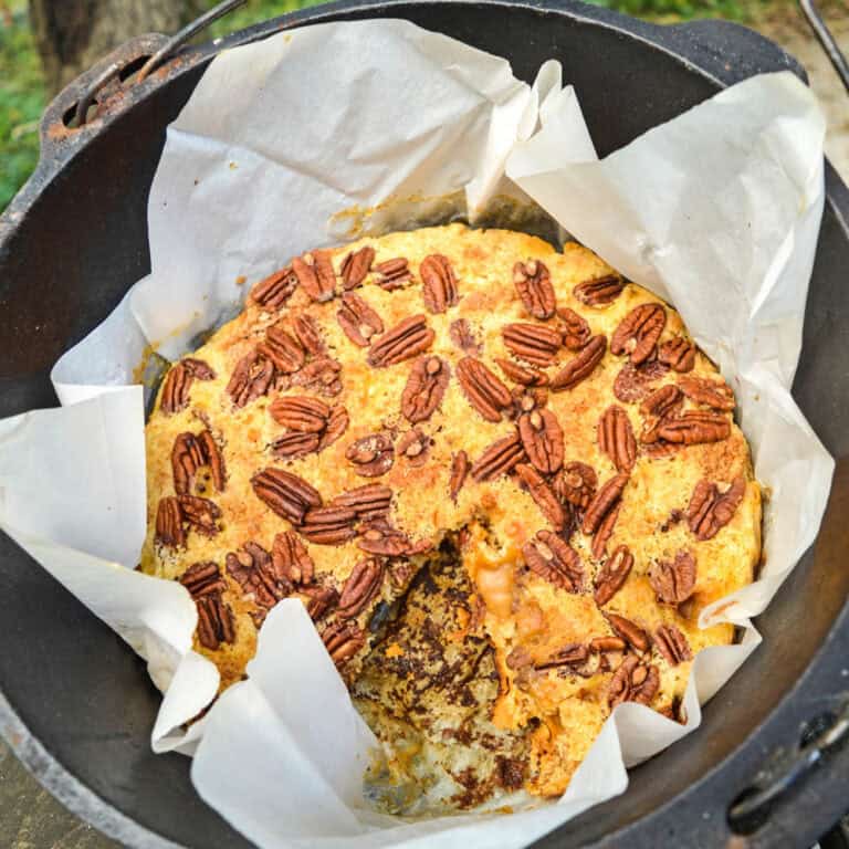 Dutch Oven Pumpkin Pie Cake