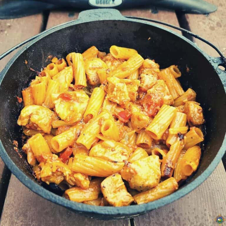 Dutch Oven Pasta & Chicken