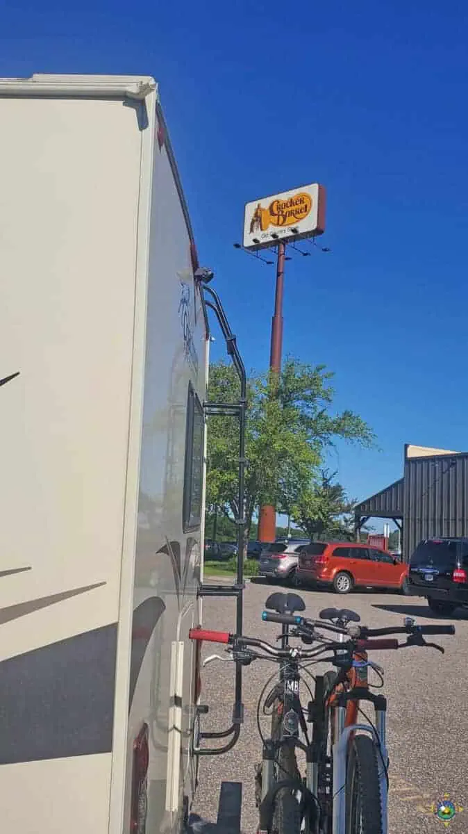 motorhome parked at Cracker Barrel