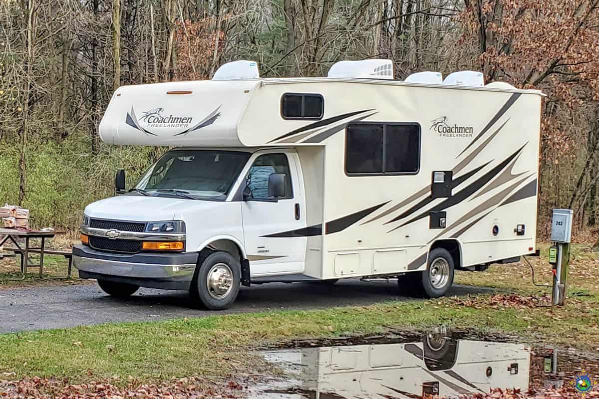 Freelander Motorhome by Coachmen