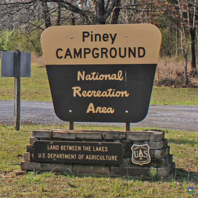 campground sign at Piney Campground