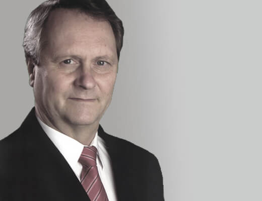 A jóisten tenyerén I-II.