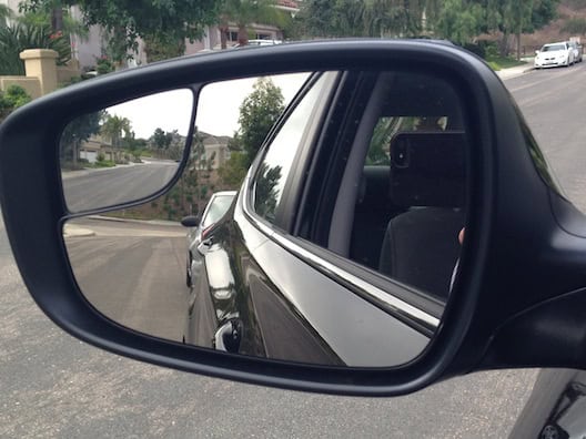 Hyundai Elantra mirror