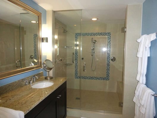 Marriott Oceana Palms master bath
