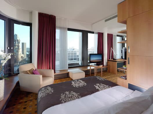 Swissotel Berlin suite