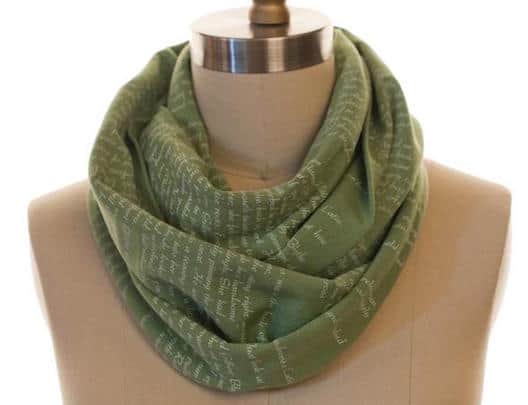 Storiarts scarf