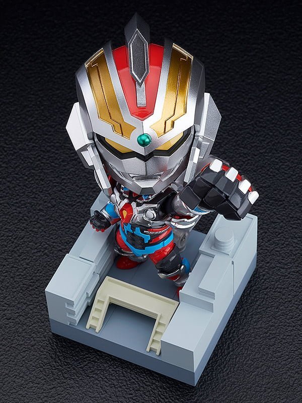 Nendoroid - #1050 - Gridman Ssss. Dx Version Pose2