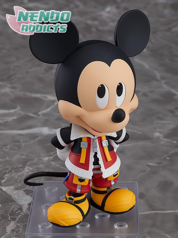 Nendoroid - #1075 - King Mickey pose4