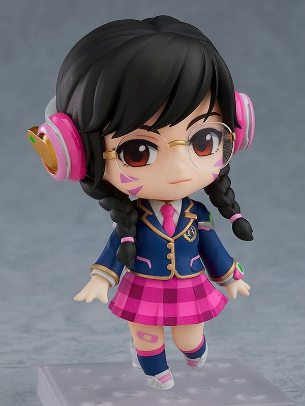 Nendoroid - #1141 - D.va Academy Skin Edition Pose1