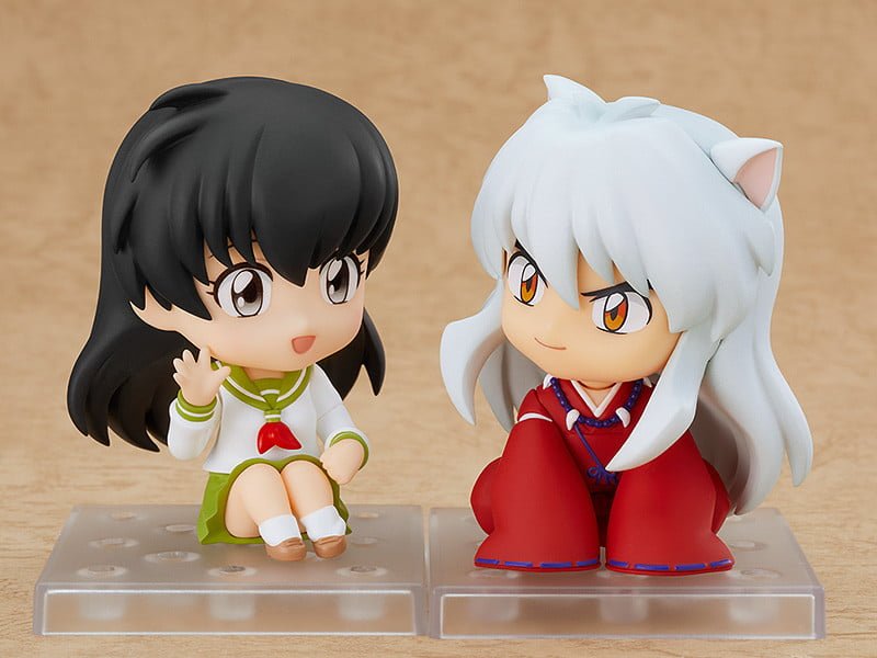 Nendoroid - #1536 - Kagome Higurashi Pose4